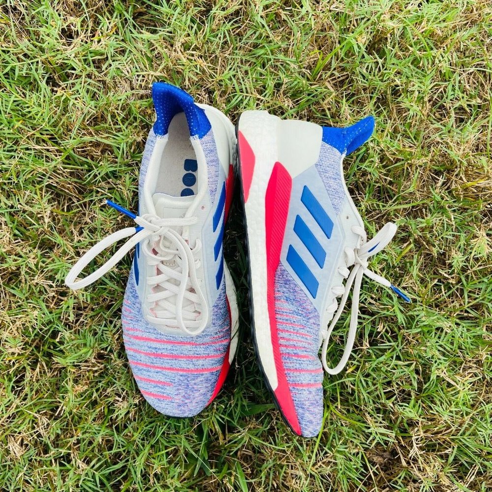 Adidas Solar Glide B96288 - US Size 9 - Women's - In Excellent Condition - Used